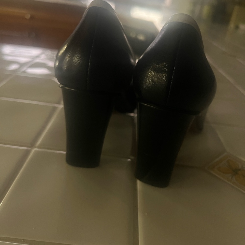 Vintage Black and white heels Nine West - Picture 12 of 13